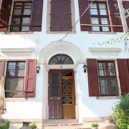 Cunda Zehra Teyzenin Evi