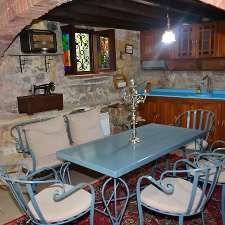 Πανσιόν Cunda Zehra Teyzenin Evi Ayvalı