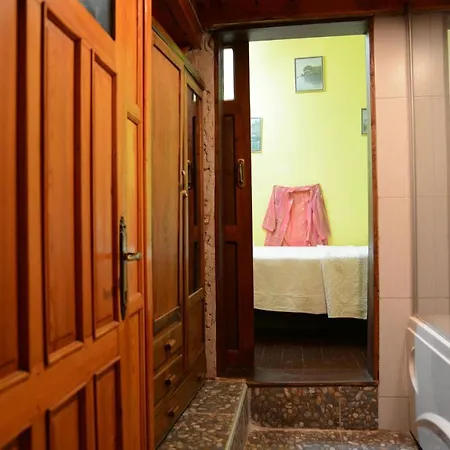 Πανσιόν Cunda Zehra Teyzenin Evi 4*
