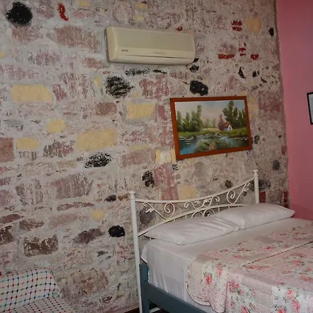Cunda Zehra Teyzenin Evi Gæstehus