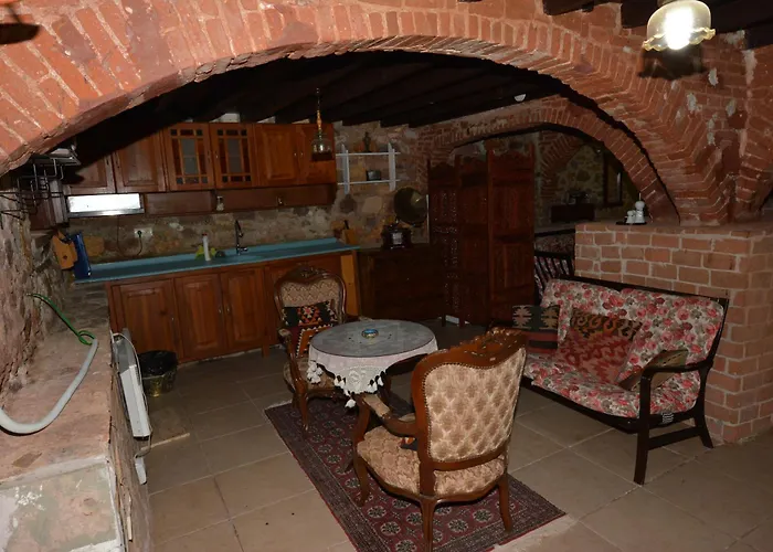 Affittacamere Cunda Zehra Teyzenin Evi 4*