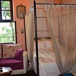 Cunda Zehra Teyzenin Evi Айвалык