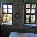 Cunda Zehra Teyzenin Evi