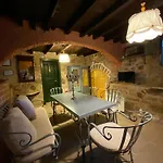 Cunda Zehra Teyzenin Evi Гостевой дом 4*