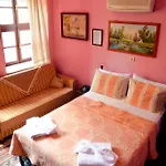 Гостевой дом Cunda Zehra Teyzenin Evi 4*