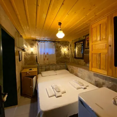 Cunda Zehra Teyzenin Evi Gasthof Ayvalı