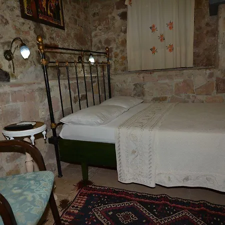 Cunda Zehra Teyzenin Evi Айвалик