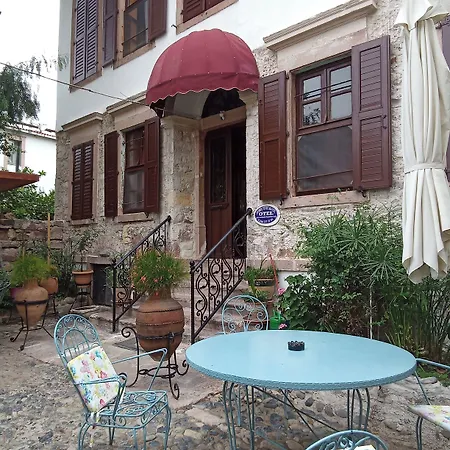 Cunda Zehra Teyzenin Evi Гостьовий будинок 4*