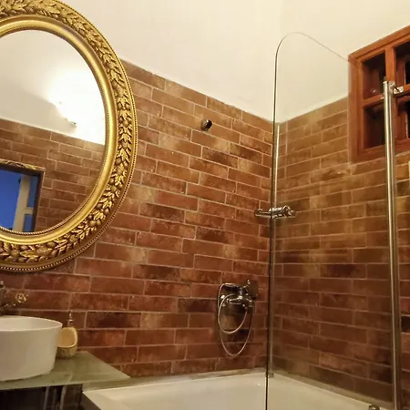 Cunda Zehra Teyzenin Evi Гостьовий будинок 4*