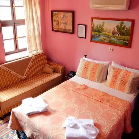 Gasthof Cunda Zehra Teyzenin Evi 3*