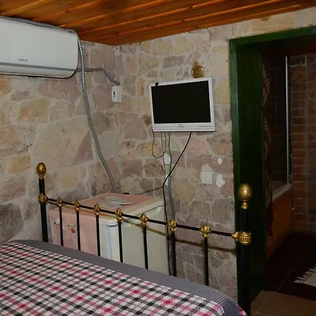 Cunda Zehra Teyzenin Evi Gasthof 3*