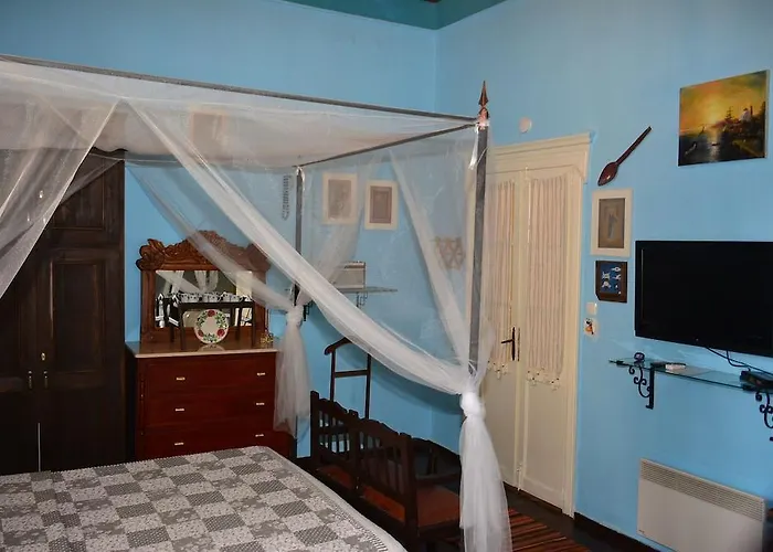 Cunda Zehra Teyzenin Evi