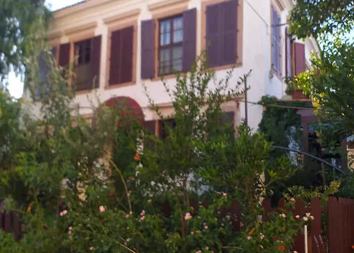 Cunda Zehra Teyzenin Evi