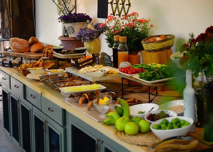 Гостевой дом Cunda Zehra Teyzenin Evi 4*